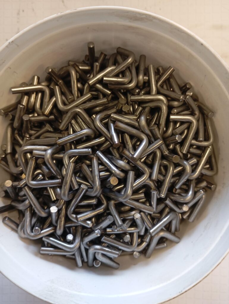 ohybani nerez 3 mm